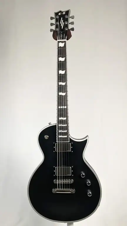 E-II EC BB Silver-Painted Binding · Black Satin
