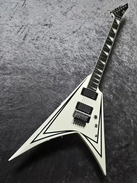 E-II SV (海外仕様) · White w/Black Stripes