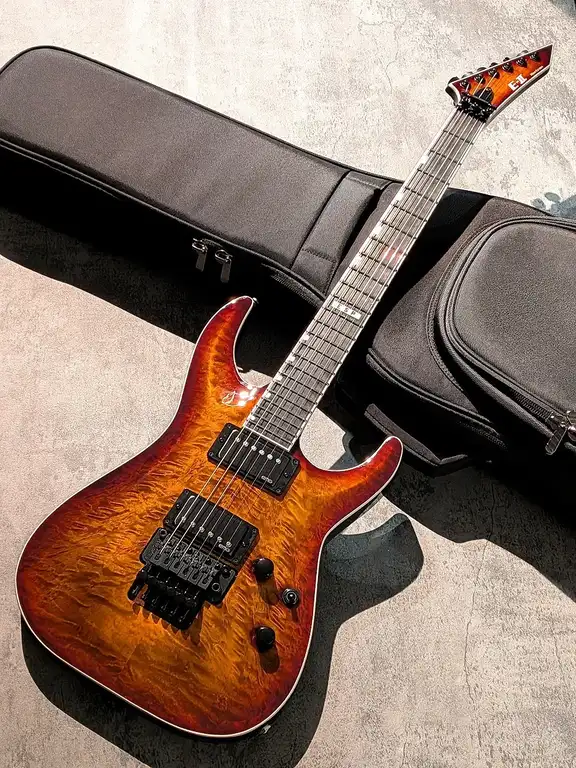E-II HORIZON FR-II · Tiger Eye Sunburst