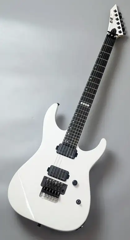 E-II M-II NECK THRU (Fishman) · Snow White