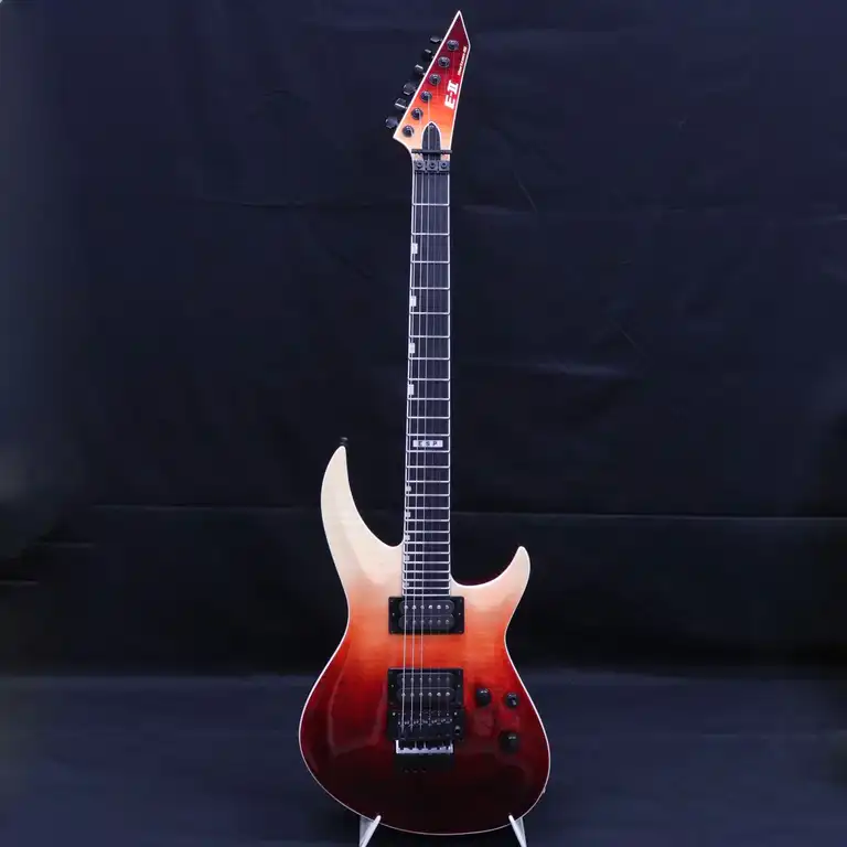 E-II HORIZON-III FR · Black Cherry Fade