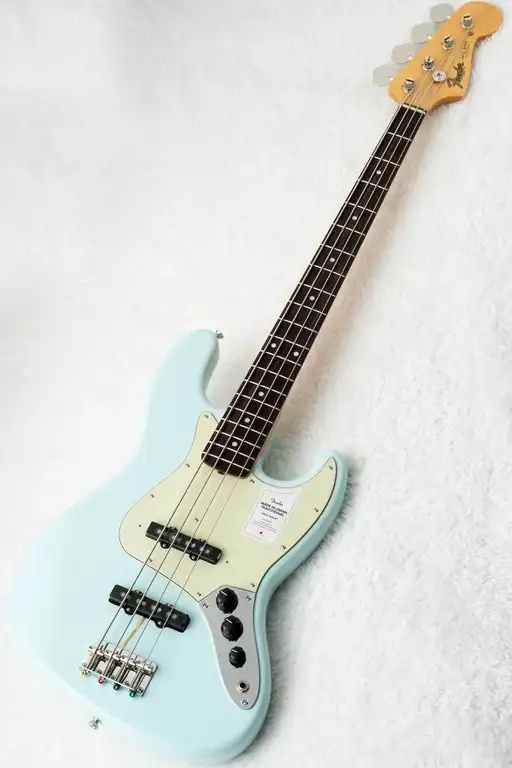 Fender Made in Japan Traditional 60s Jazz Bass Rosewood