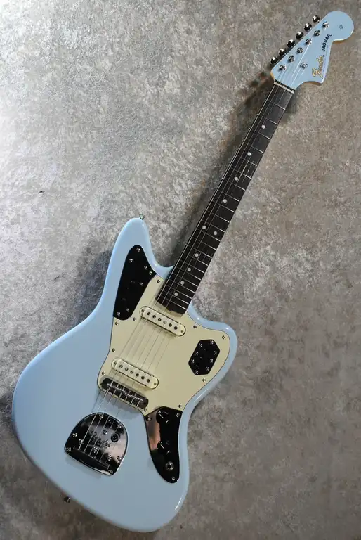 Fender FSR Made in Japan Traditional 60s Jaguar Rosewood Matching Head