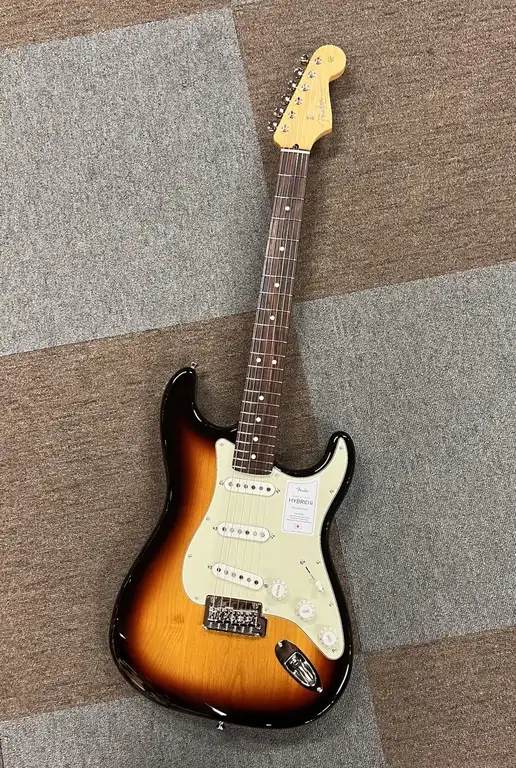 Fender Made in Japan Hybrid II Stratocaster Rosewood