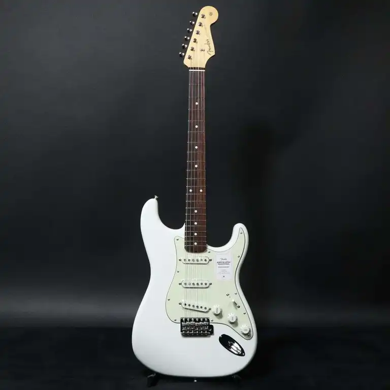 Fender Made in Japan Traditional 60s Stratocaster Rosewood