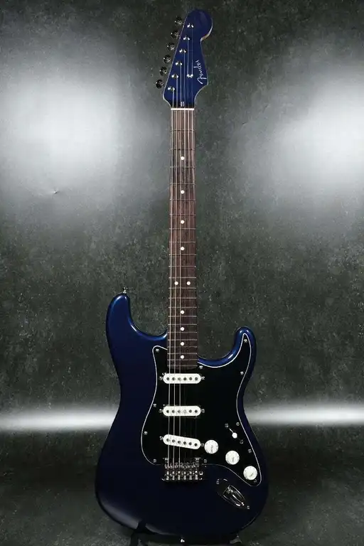 Fender Made in Japan ISHIBASHI FSR Hybrid II Stratocaster Rosewood Matching Head