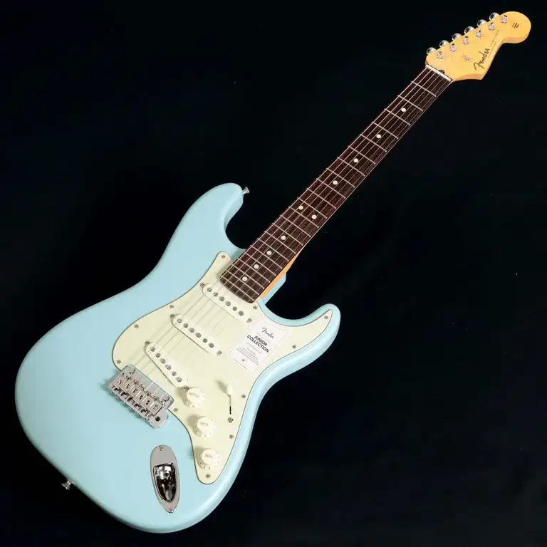 Fender Made in Japan Junior Collection Stratocaster Rosewood