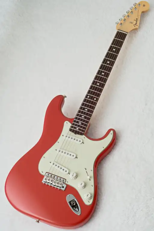 Fender FSR Made in Japan Traditional II 60s Stratocaster Rosewood Fat '50s