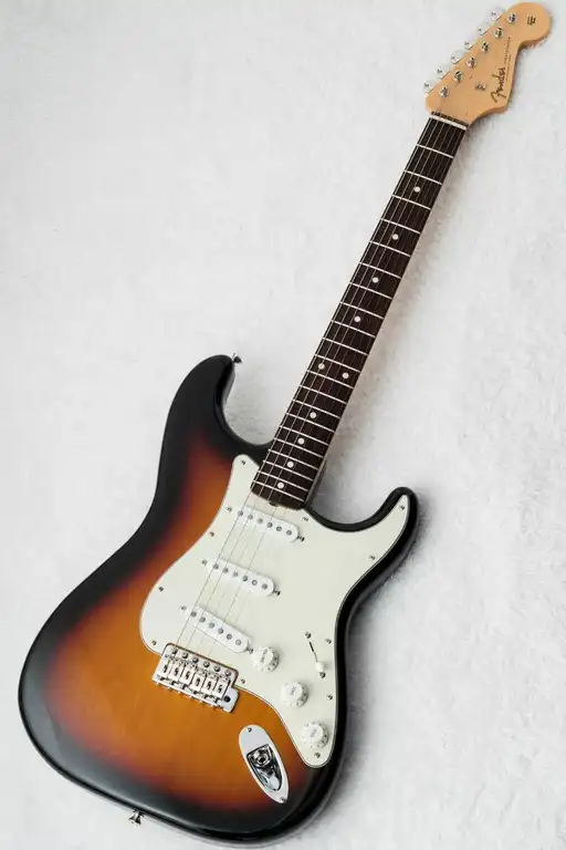 Fender FSR Made in Japan Traditional II 60s Stratocaster Rosewood Fat '50s
