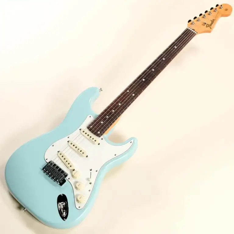 Fender Made in Japan Rei Stratocaster R246 Rosewood